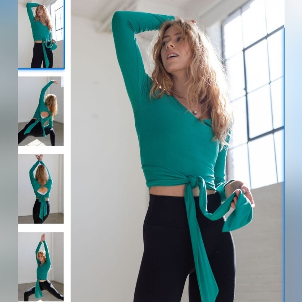 NWT Savvi Riley Wrap Top XL